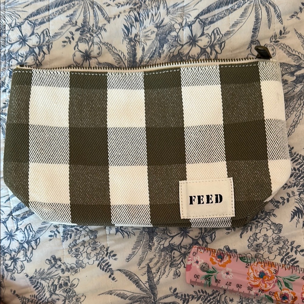 FEED Green and White Checkered Pouch